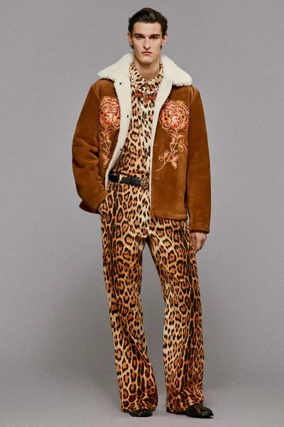 Look 11